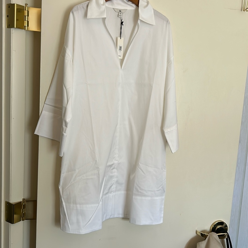 Banana Republic white dress great for the summer NWT